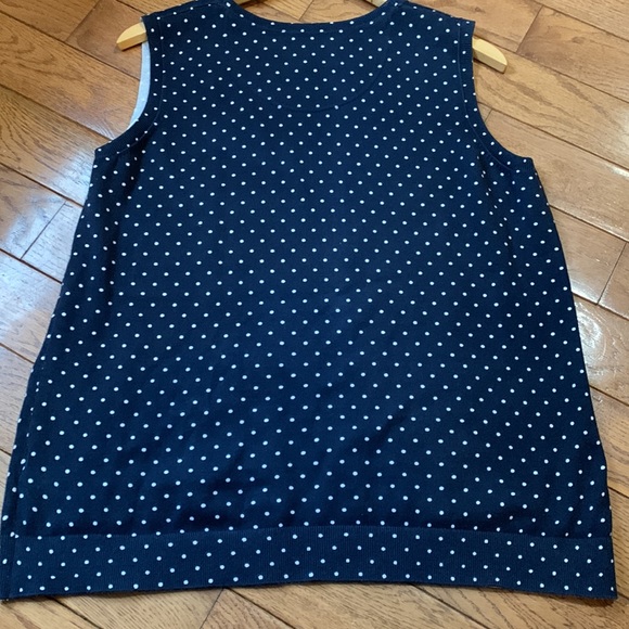 L.L. Bean Navy & White Polka Dot Supima-Blend Essential Sleeveless Sweater - Picture 8 of 8